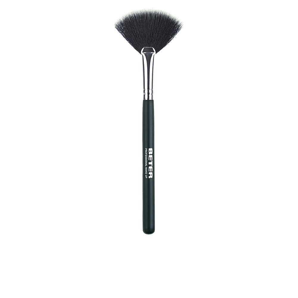 MAKEUP BRUSH synthetic hair fan