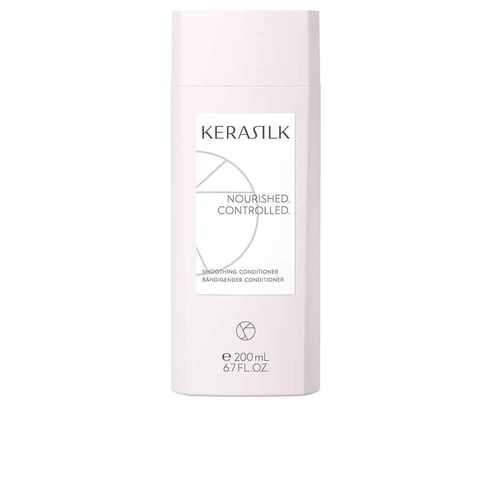 ESSENTIALS smoothing conditioner